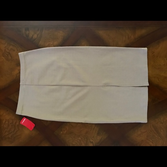 Forever 21 Slub Knit Midi Pencil Skirt - Picture 2 of 6